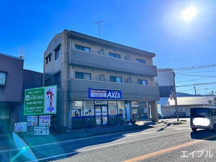 クレベール柏原の外観写真