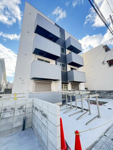 URBAN COURT 茨木春日の外観写真