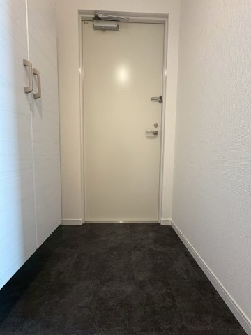 URBAN COURT 茨木春日の玄関写真