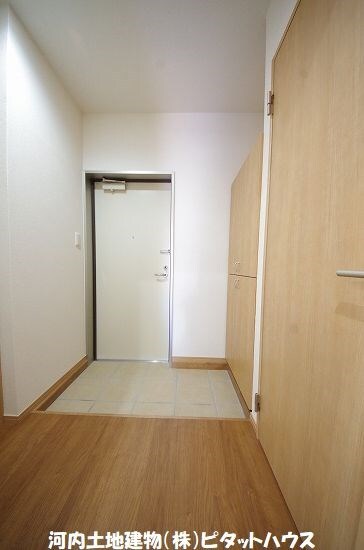 玄関　（類似室内）