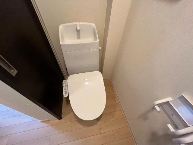 ＪＲ赤穂線 西大寺駅 徒歩23分 2階建 築2年のトイレ写真