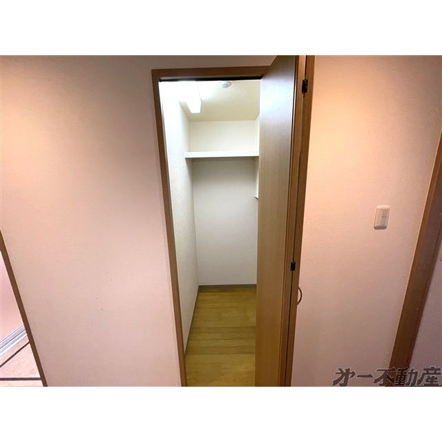 収納　ウォークインクローゼット