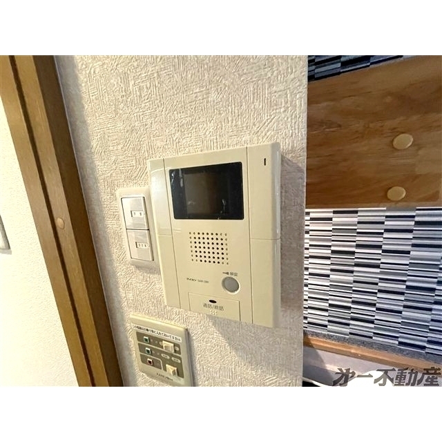 セキュリティ　モニター付インターホン