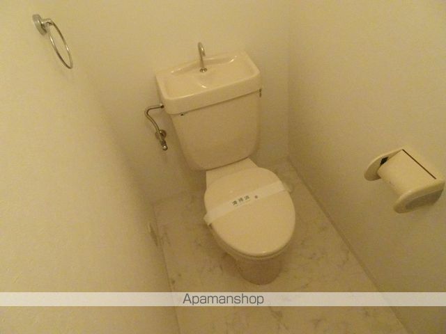 ＪＲ関西本線 八尾駅 徒歩12分 3階建 築33年のトイレ写真