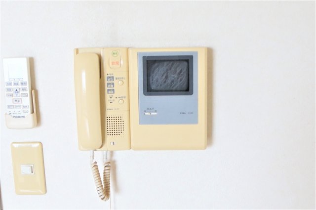セキュリティ　急な来客でもTVモニターホンで安心ですね