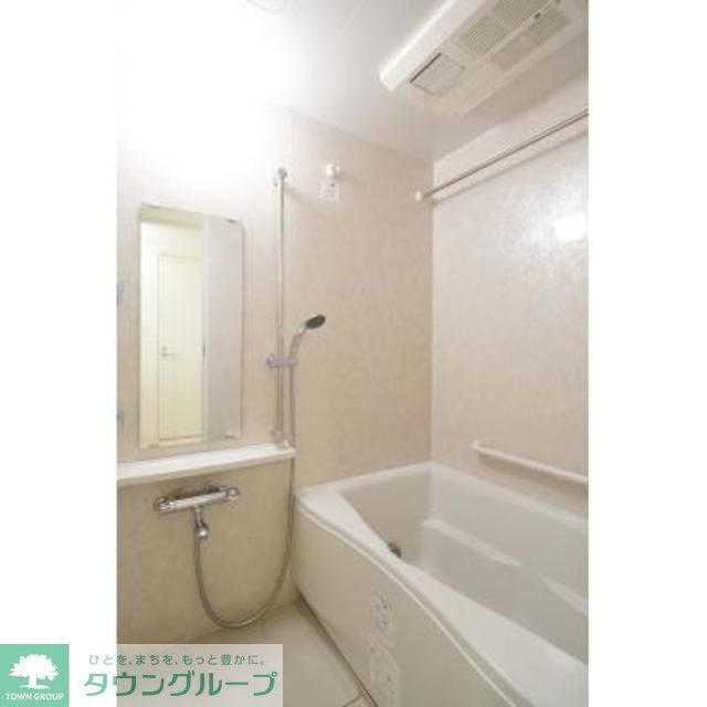 バス・シャワールーム　※写真は同タイプ住戸です。