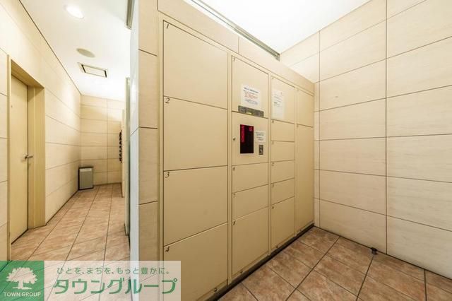 玄関　※写真は同タイプ住戸です。