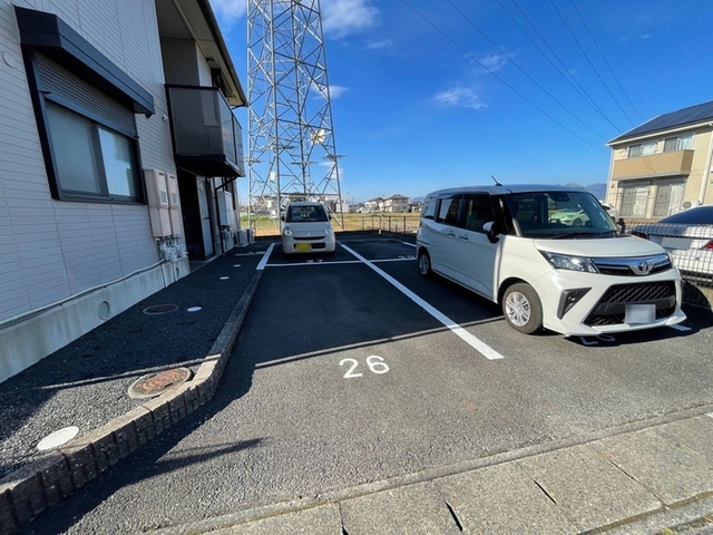 駐車場　駐車場