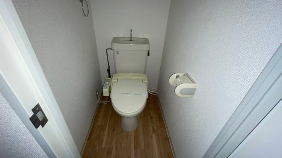 トイレ　※別部屋の写真です