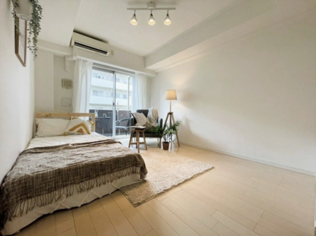 居室・リビング　実際のお部屋には家具はついておりません。