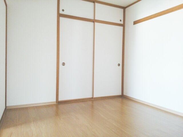 アインスブルグ巽東の居間写真
