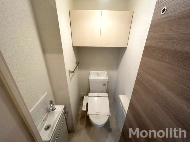 南海泉北線 泉ケ丘駅 徒歩11分 2階建 築9年のトイレ写真