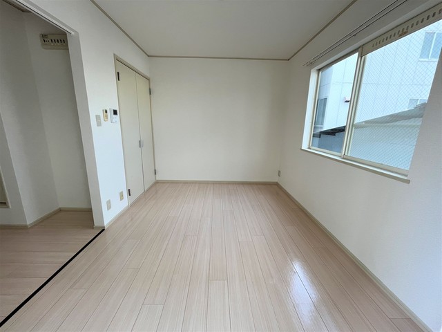 シャルマントミタの内装写真
