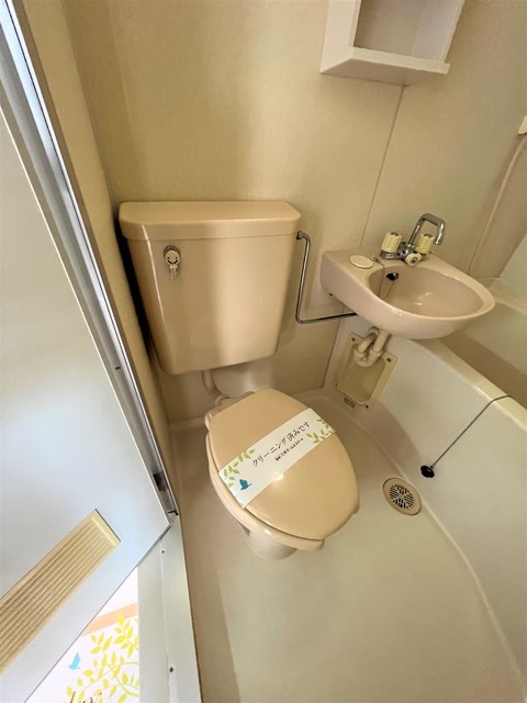シャルマントミタのトイレ写真