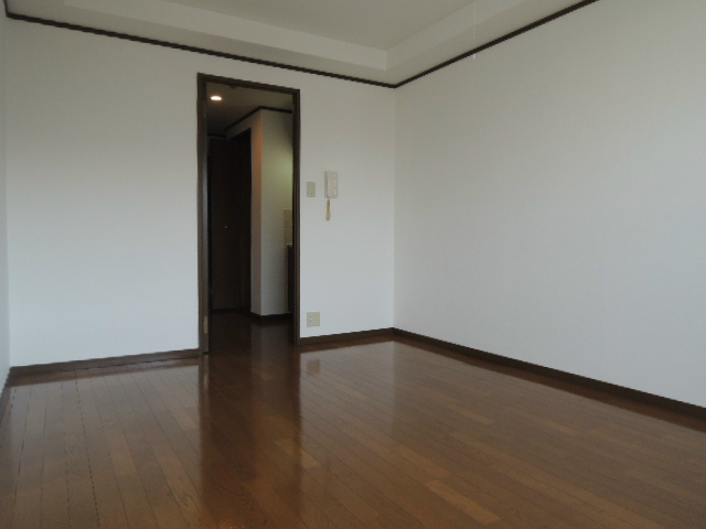 その他部屋・スペース　広々ベッドルーム