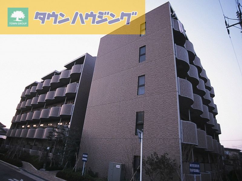 レオパレスパティオの外観写真