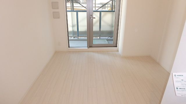 ＪＲ東西線 海老江駅 徒歩4分 12階建 築8年の居間写真