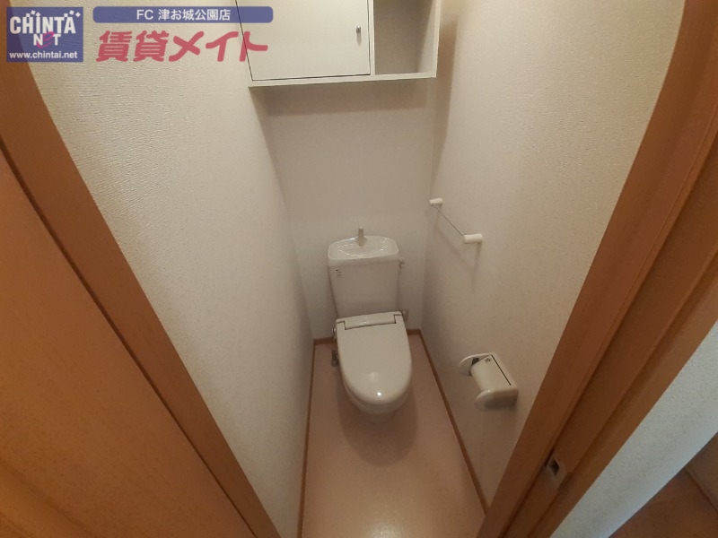 トイレ　反転参考写真