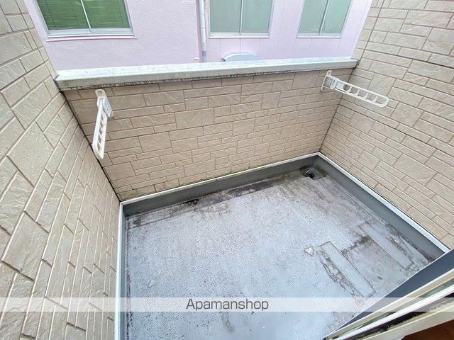 地下鉄千日前線 今里駅 徒歩11分 2階建 築18年の内装写真