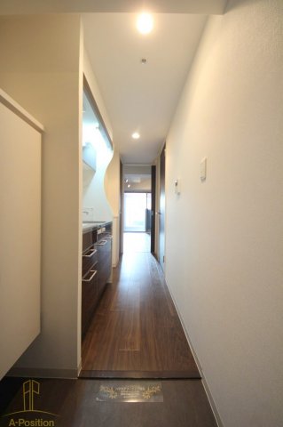 玄関　SERENiTE本町エコート