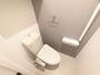 トイレ　温水シャワー付きトイレです