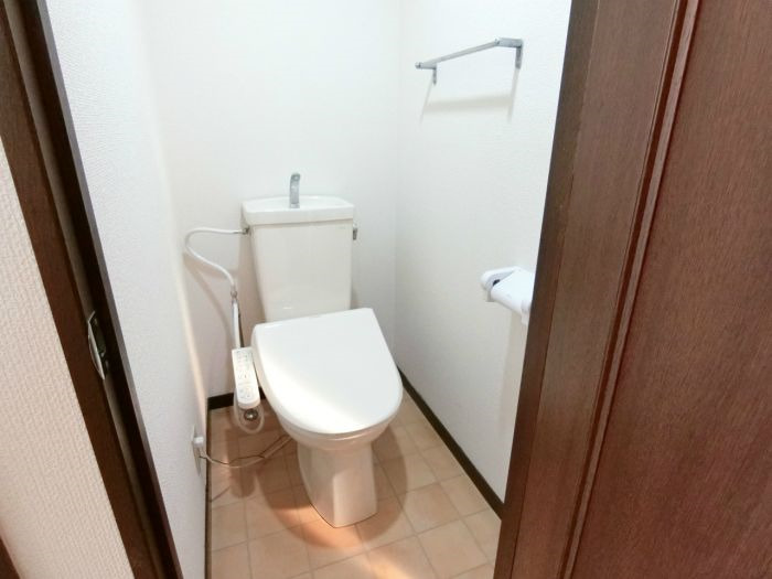 トイレ　トイレもきれいです