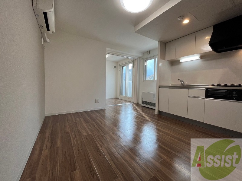 居室・リビング　広くてキレイなお部屋が広がっていて、充実した生活が送れそう。