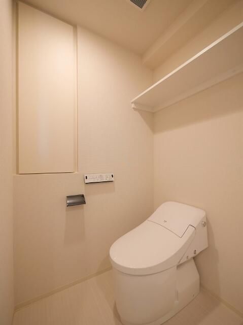 トイレ　※別部屋の参考写真です。