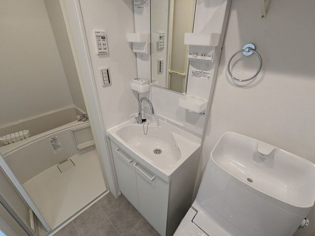 洗面設備　同シリーズ参考画像