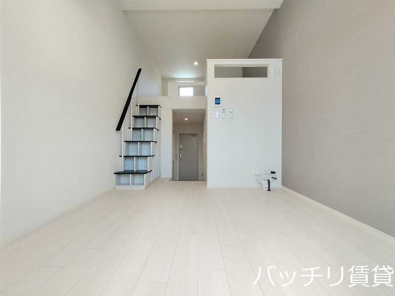 居室・リビング　画像は別号室タイプの為、現状を優先致します。