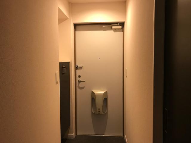 玄関　玄関