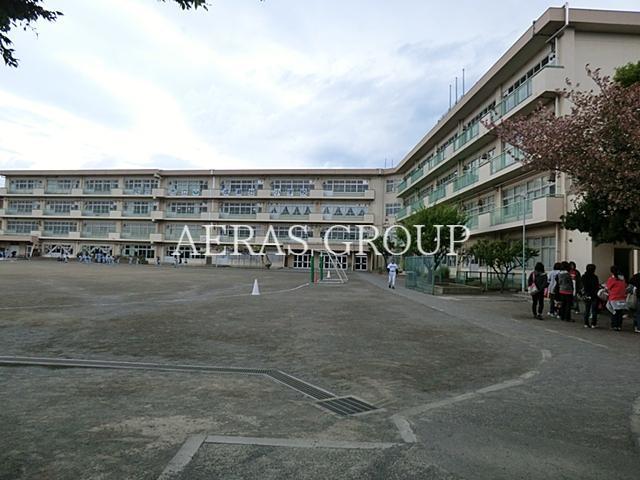 小学校　町田市立成瀬台小学校（小学校）まで337m