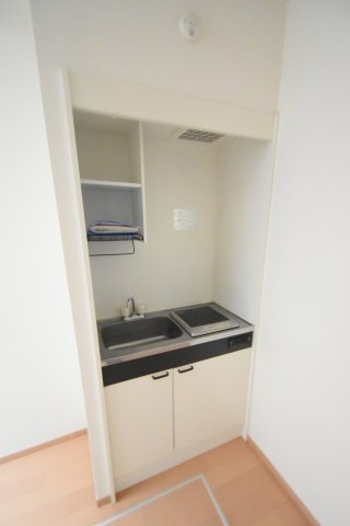 キッチン　※別部屋参考画像です。
