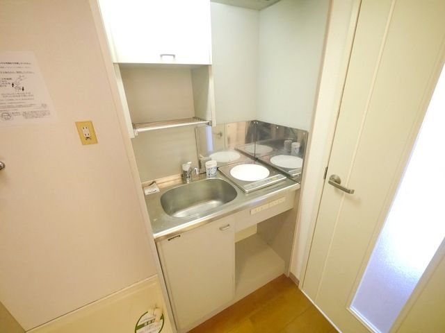 キッチン　※別部屋参考写真