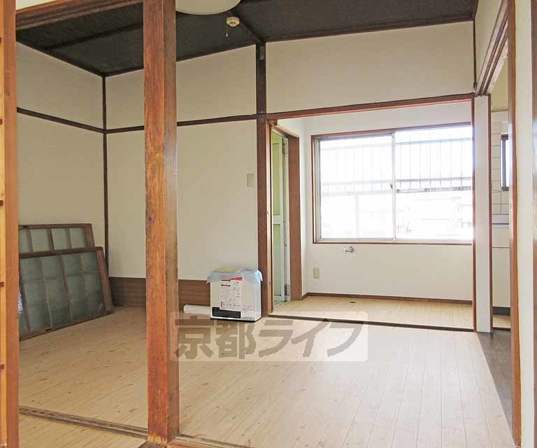 居室・リビング　綺麗な一戸建てです・