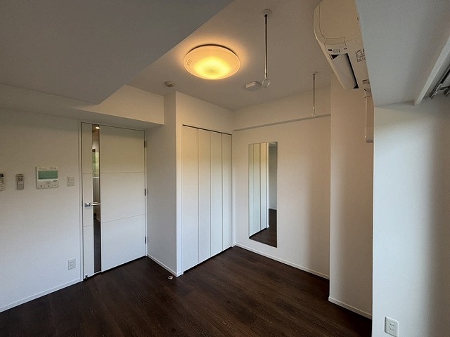居室・リビング　フローリングのお部屋