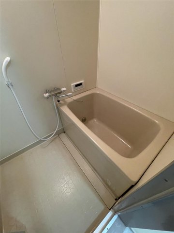 バス・シャワールーム　きれいなお風呂です