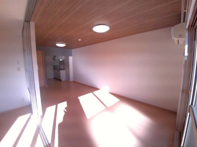 プリムローズの居間写真