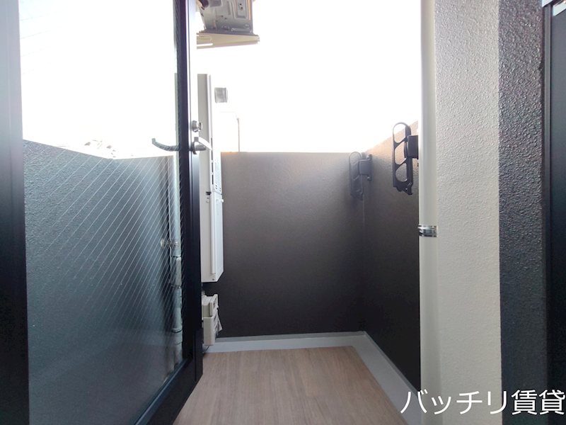 バルコニー　同型タイプの為現状優先