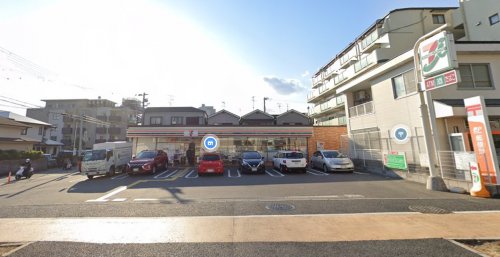 コンビニ　セブンイレブン 神戸大和町4丁目店（コンビニ）まで318m