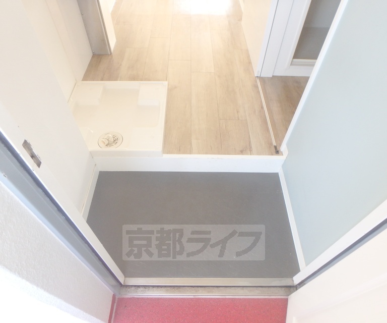 玄関　玄関です。