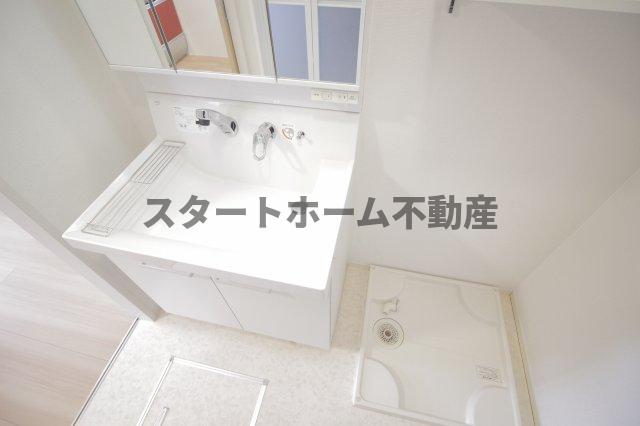 洗面設備　使いやすい洗面所です