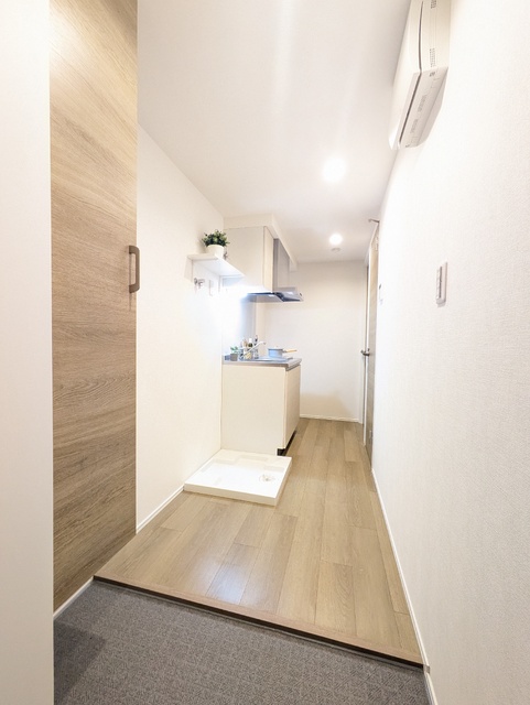 玄関　※モデルルーム実施時の写真です