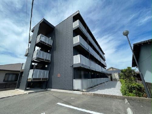 建物外観　2025年7月外壁塗装済み