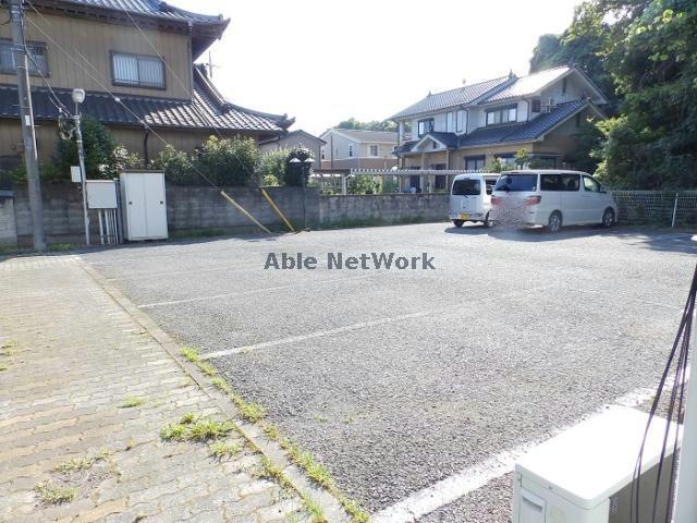 【古河市下辺見のアパートの駐車場】