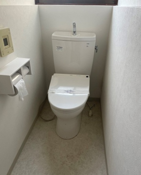 【熊野戸建てのトイレ】