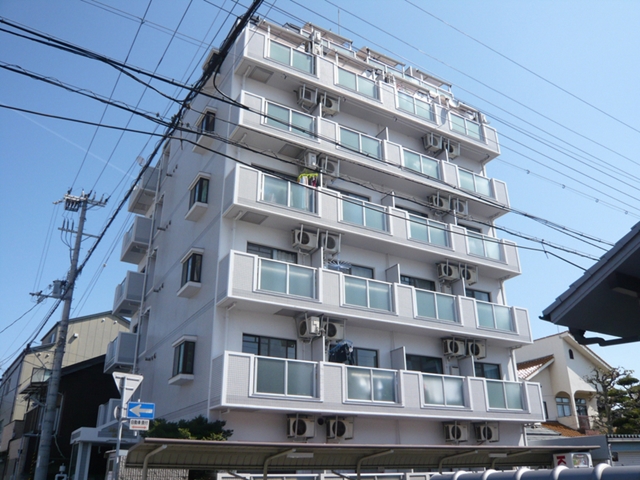 姫路市船橋町のマンションの建物外観