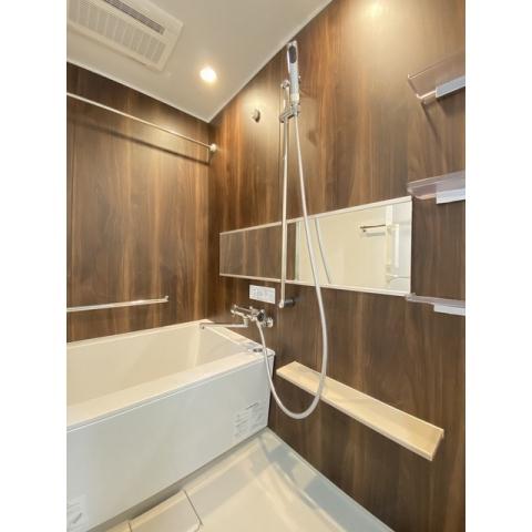 バス・シャワールーム