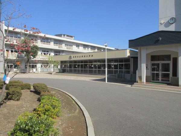 【長野市大字稲葉のアパートの小学校】