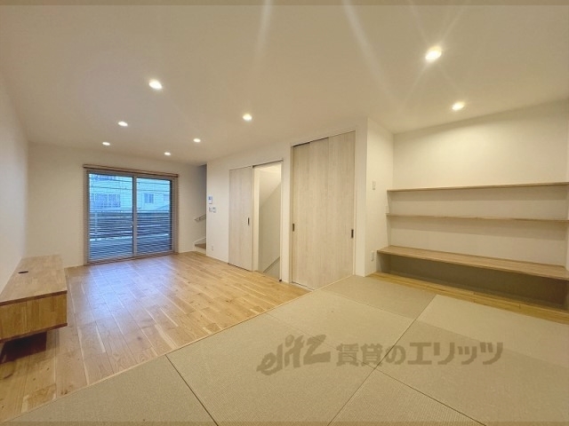 居室・リビング　２階